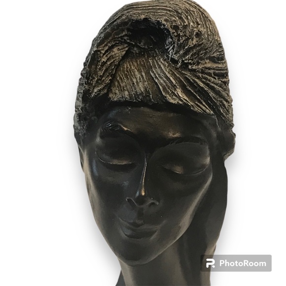 *Vintage* Designs by Frank Schirman “Serenity” Statue - Hawaii - Picture 10 of 10